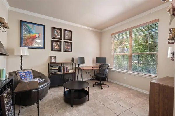 22140 Rose Grass LN, Spicewood, TX 78669