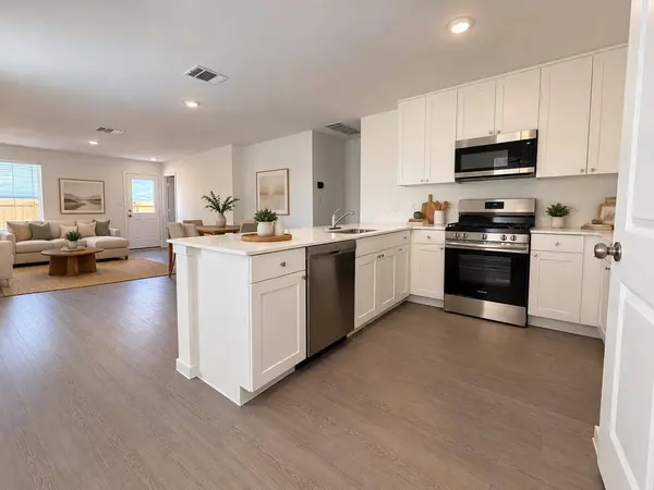 220 Mets WAY, Hutto, TX 78634