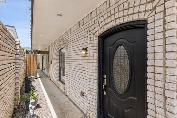 5801 Orchid Ln, Dallas, TX 75230-4023