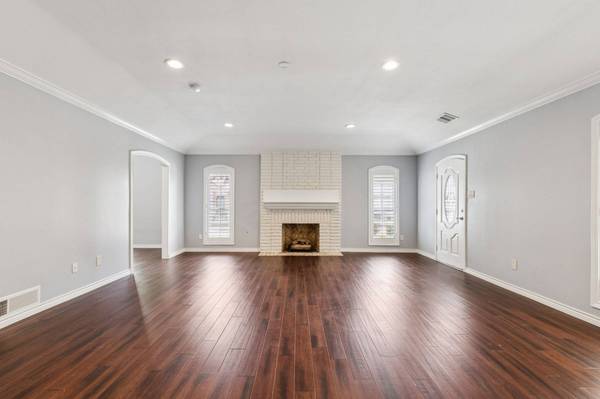 5801 Orchid Ln, Dallas, TX 75230-4023