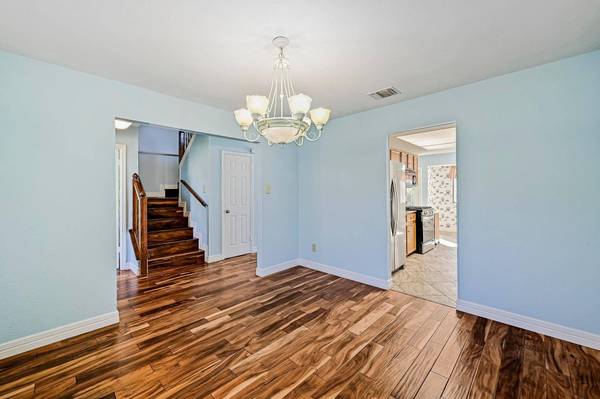 2817 Norfolk DR, Austin, TX 78745