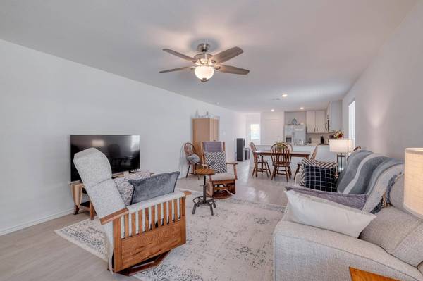 201 Tugboat Annie WAY, Jarrell, TX 76537