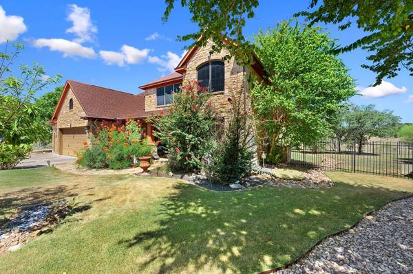 22140 Rose Grass LN, Spicewood, TX 78669