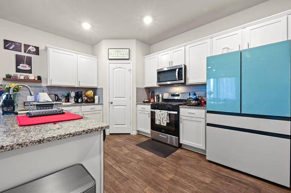 201 Connor LN, Georgetown, TX 78626