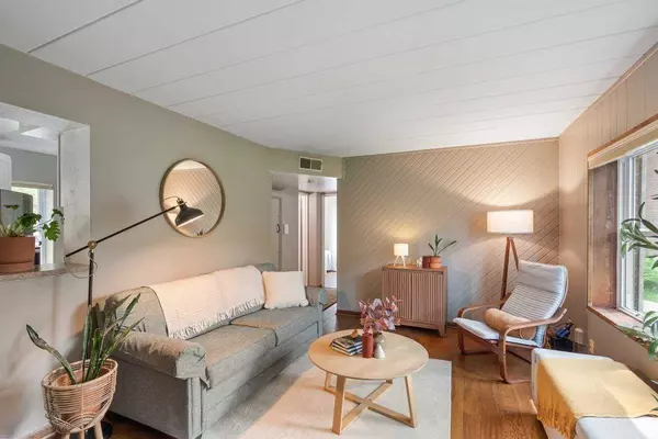 12 Sherman Terrace #2, Madison, WI 53704