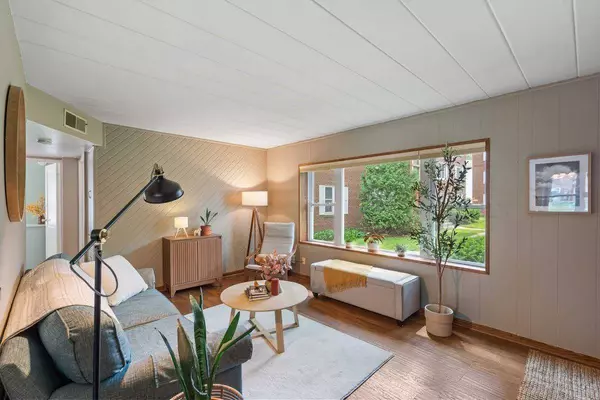 12 Sherman Terrace #2, Madison, WI 53704