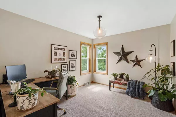 6002 Laufenberg Boulevard, Cross Plains, WI 53528