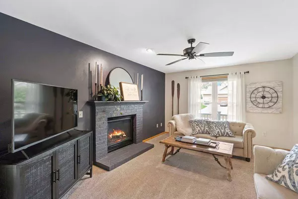 6002 Laufenberg Boulevard, Cross Plains, WI 53528