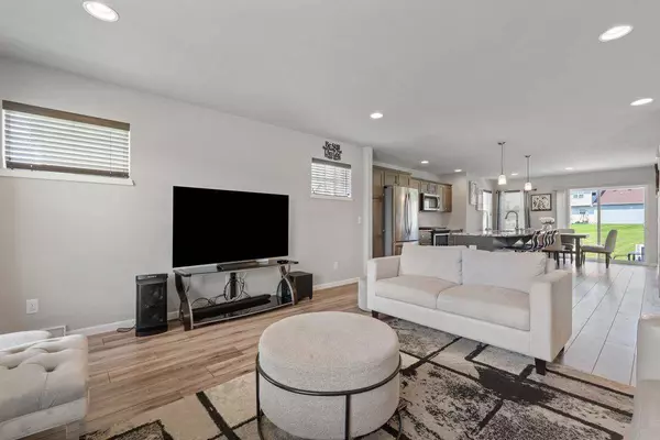 7120 Field Flower Way, Madison, WI 53718