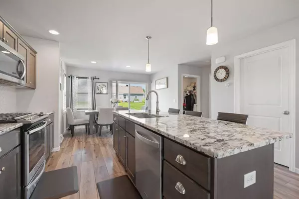 7120 Field Flower Way, Madison, WI 53718