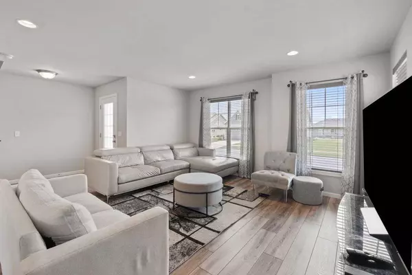 7120 Field Flower Way, Madison, WI 53718