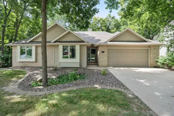 1300 Sundt Lane, Stoughton, WI 53589