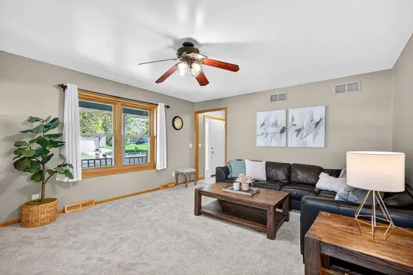 564 N Heatherstone Drive, Sun Prairie, WI 53590