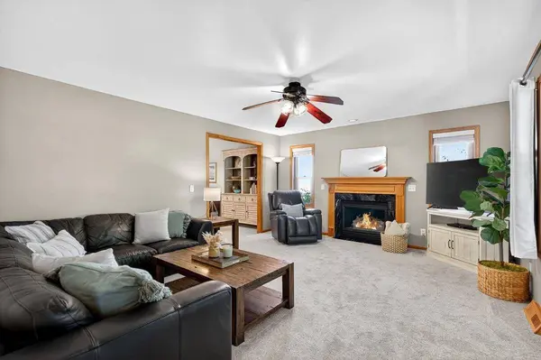 564 N Heatherstone Drive, Sun Prairie, WI 53590