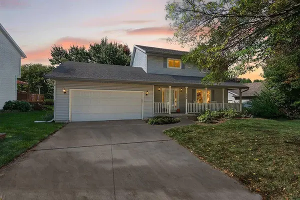 564 N Heatherstone Drive, Sun Prairie, WI 53590