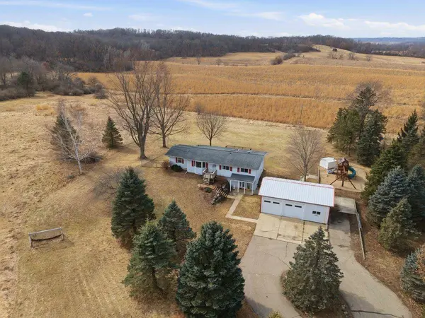 497 Sugar Hill Road, Brooklyn, WI 53521