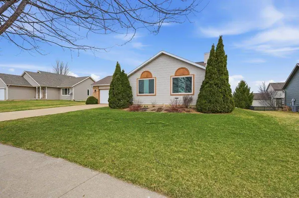 1129 Lincoln Road, Oregon, WI 53575