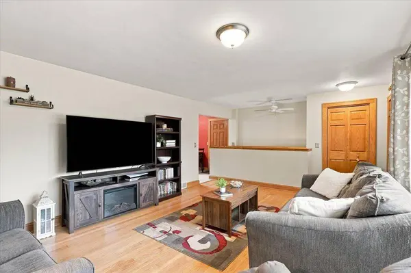 350 E Kohler Street, Sun Prairie, WI 53590