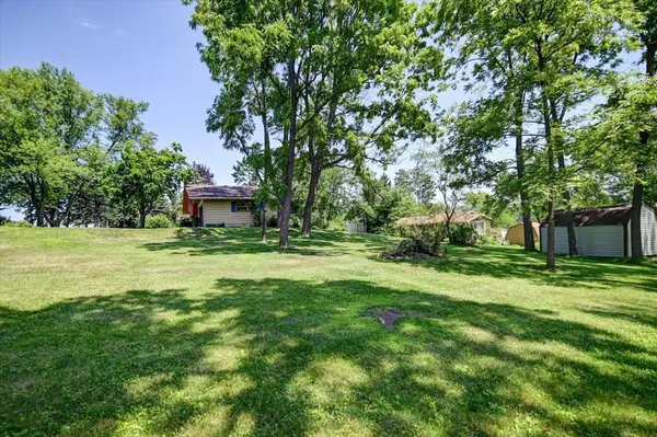 1078 State Hwy 138 Road, Stoughton, WI 53589