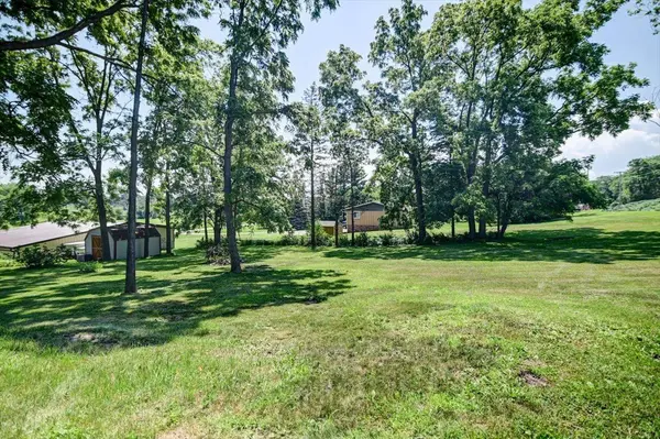 1078 State Hwy 138 Road, Stoughton, WI 53589