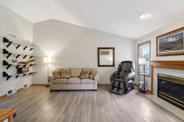 100 Oak Ridge Court, Deerfield, WI 53531