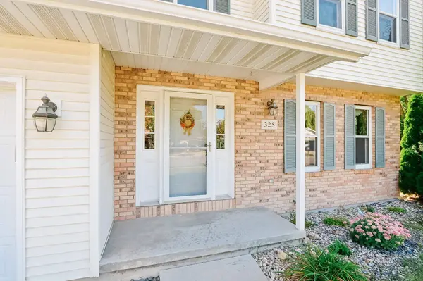 325 Stoney Ridge Trail, Stoughton, WI 53589