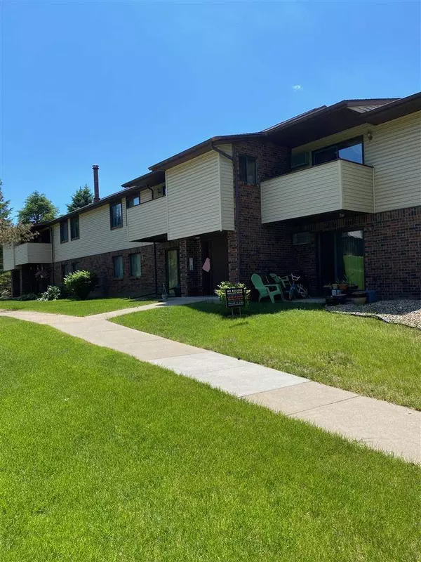 825 N Gammon Road, Madison, WI 53717