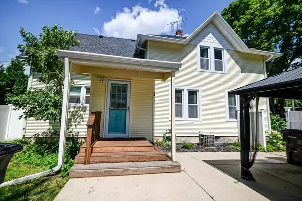 404 S Prairie Street, Stoughton, WI 53589