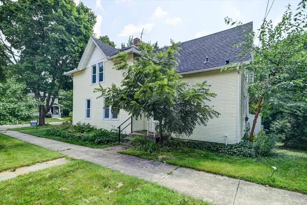 404 S Prairie Street, Stoughton, WI 53589