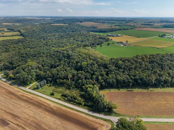 7791 Cty Rd Y Road, Lodi, WI 53555