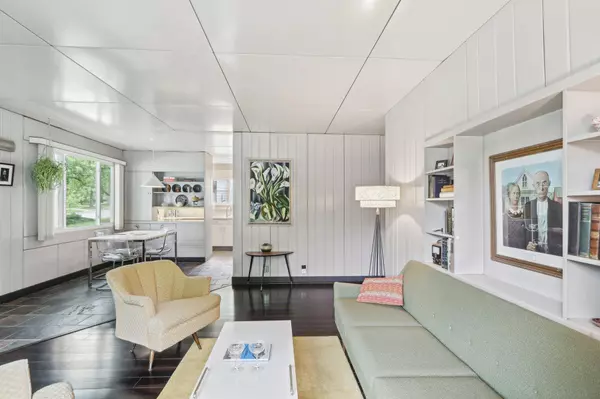 3553 Heather Crest, Madison, WI 53705