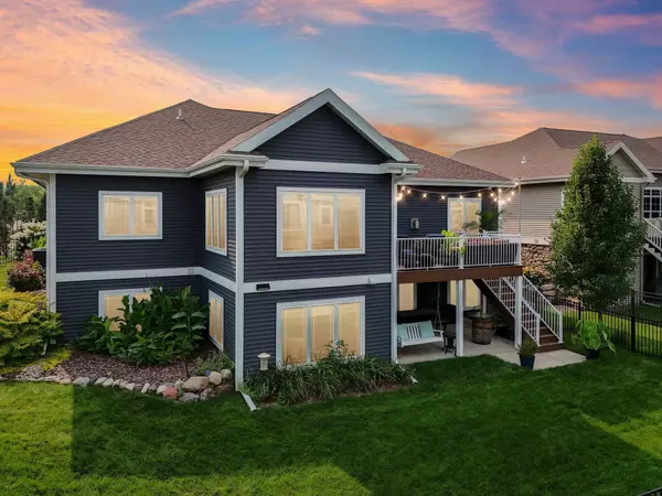 1020 Waterford Lane, Waunakee, WI 53597