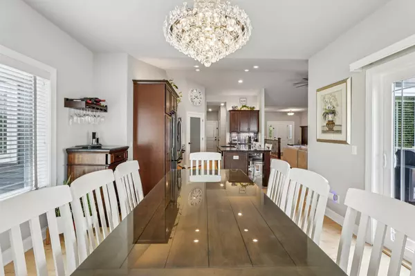 1020 Waterford Lane, Waunakee, WI 53597