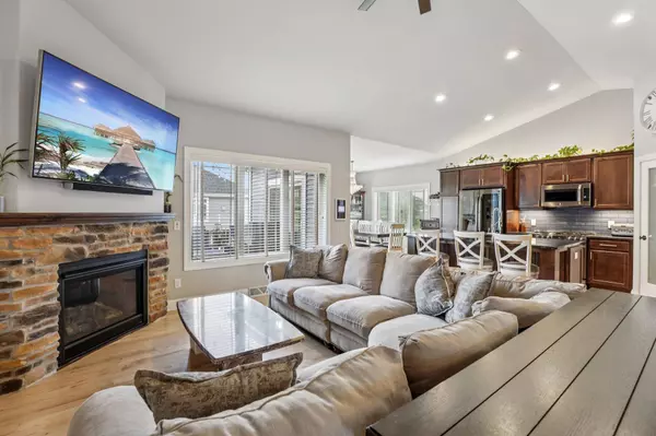 1020 Waterford Lane, Waunakee, WI 53597