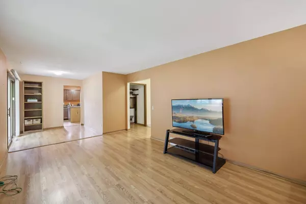 6 Eldon Court, Madison, WI 53716