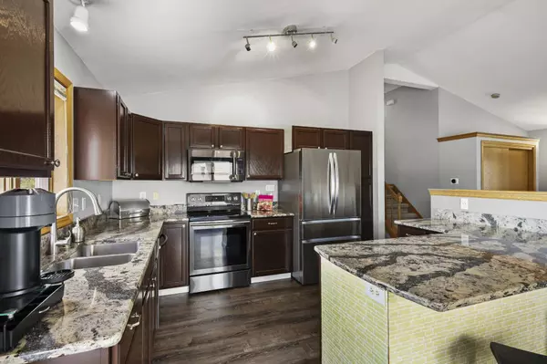 8405 Dolomite Lane, Madison, WI 53719