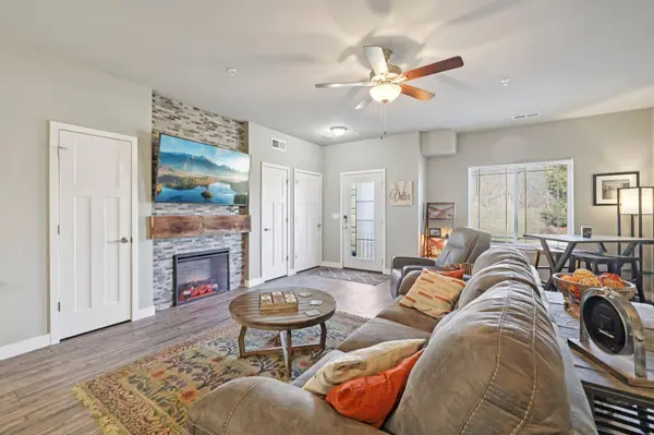 1971 N Windsor Avenue, Cottage Grove, WI 53527