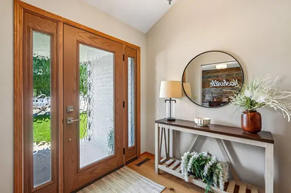 1013 Starlight Lane, Cottage Grove, WI 53527