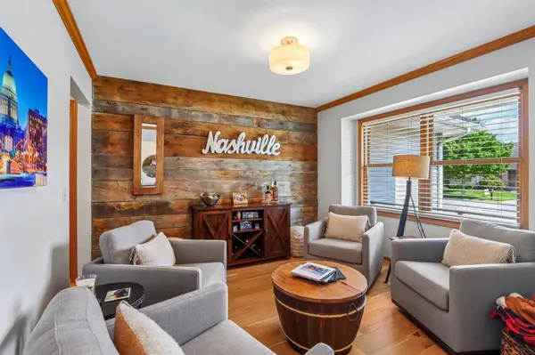 1013 Starlight Lane, Cottage Grove, WI 53527