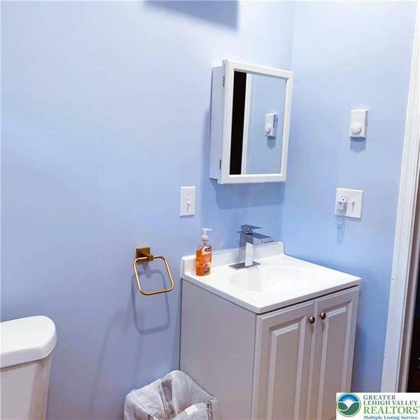 701 701 South 23rd ST #A, Wilson Boro, PA 18042
