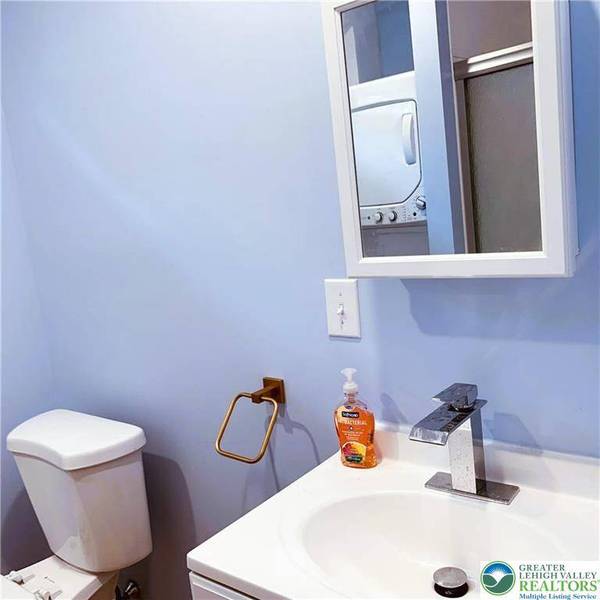 701 701 South 23rd ST #A, Wilson Boro, PA 18042