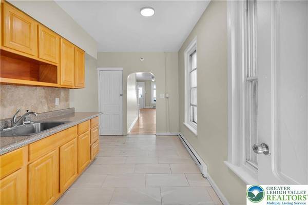 428 N Church ST, Allentown City, PA 18102