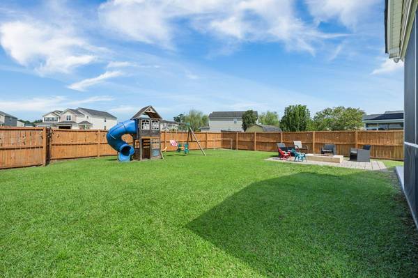 400 Watershed Dr, Goose Creek, SC 29445