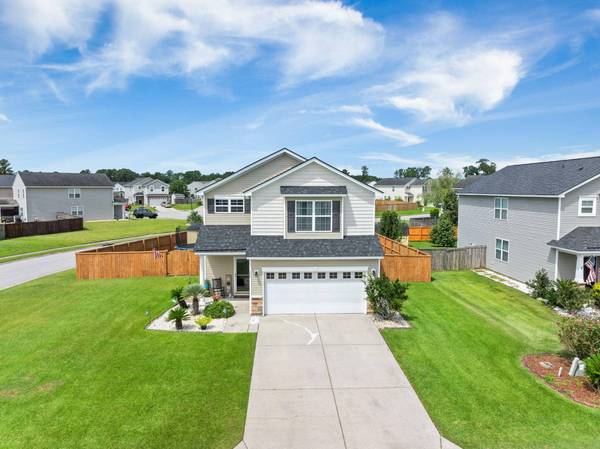 400 Watershed Dr, Goose Creek, SC 29445