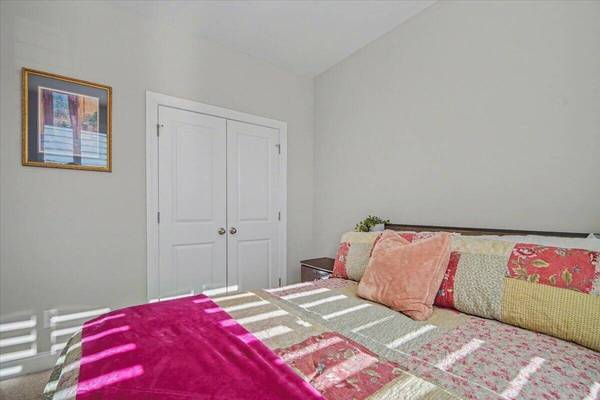 119 Braxton Rd, Harleyville, SC 29448