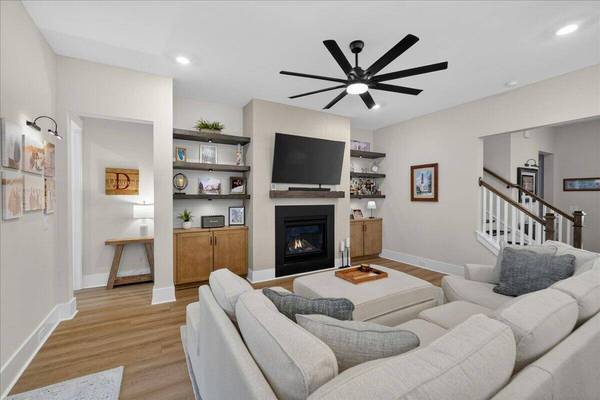 144 Summerwind Dr, Summerville, SC 29486