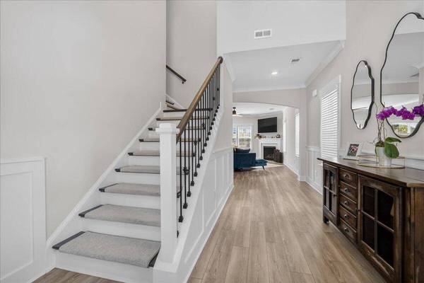 135 Headwater Dr, Summerville, SC 29486