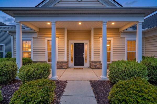 369 Waterlily Way, Summerville, SC 29486