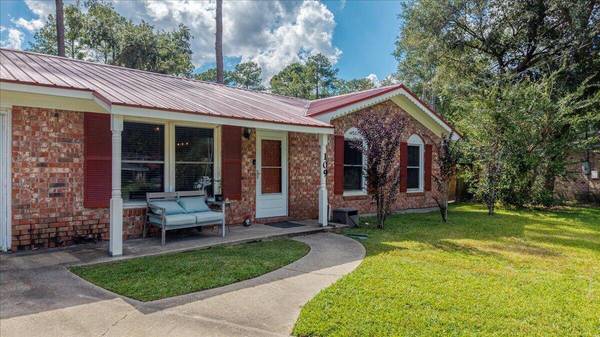 109 Robin Ct, Summerville, SC 29485