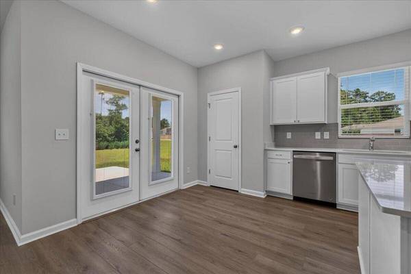 217 W Bradford Pointe Dr, Summerville, SC 29486